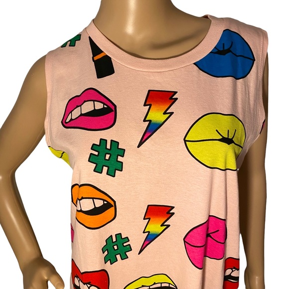 🆕 ON FIRE  | NEON LIPS POP ART FRINGE TANK  SZ XL - Picture 9 of 16